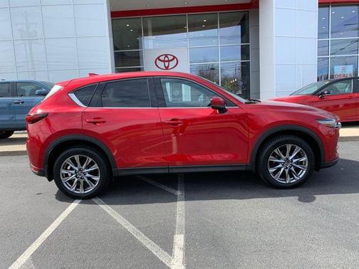 Soul Red Crystal Metallic 2019 Mazda CX-5 Signature