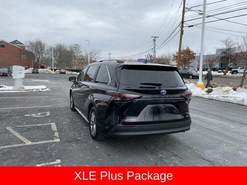 2025 Toyota Sienna XLE
