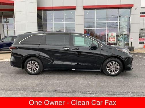 2025 Toyota Sienna XLE