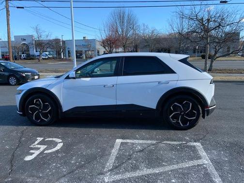 2022 Hyundai IONIQ 5 SE