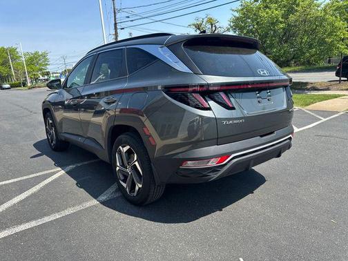 Amazon Gray 2022 Hyundai TUCSON Hybrid SEL Convenience