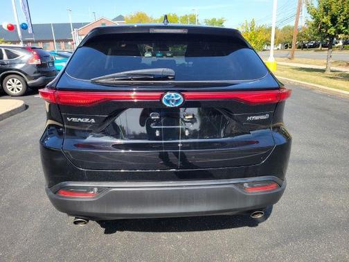 2021 Toyota Venza LE