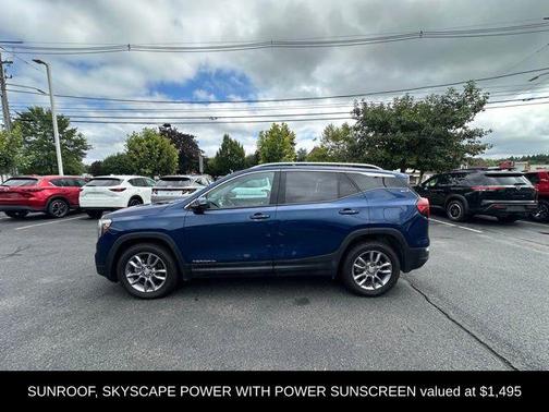 2022 GMC Terrain SLT