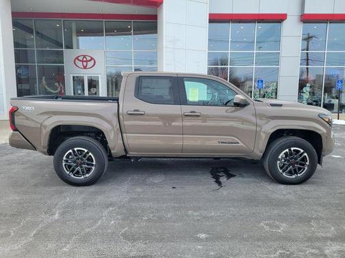 2026 Toyota Tacoma Hybrid TRD Sport