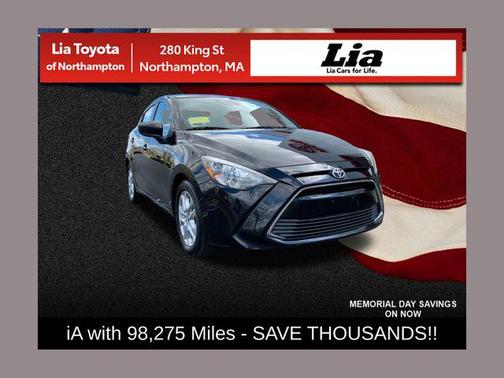 Stealth 2017 Toyota Yaris iA Base