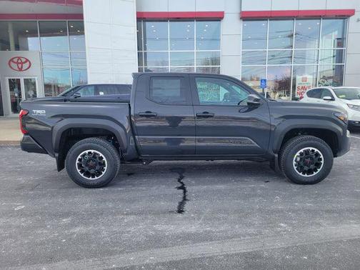 2025 Toyota Tacoma TRD Off Road