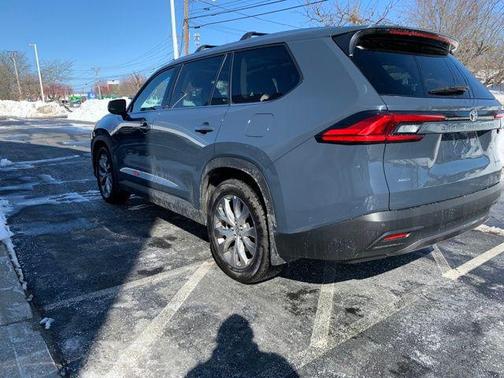 2024 Toyota Grand Highlander Limited