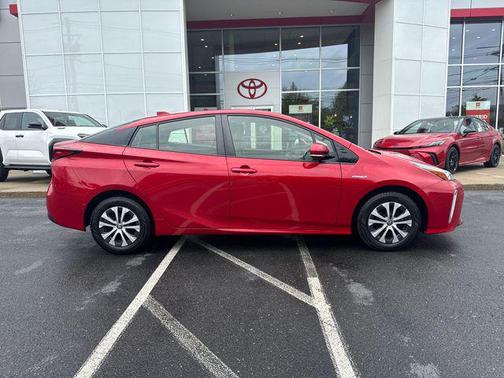Supersonic Red 2020 Toyota Prius XLE