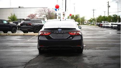2024 Toyota Camry Hybrid SE