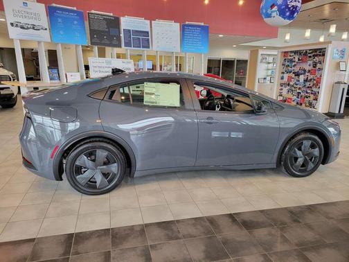 2026 Toyota Prius Plug-In Hybrid SE