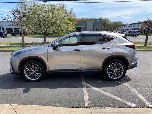 Atomic Silver 2022 Lexus NX 350 Luxury