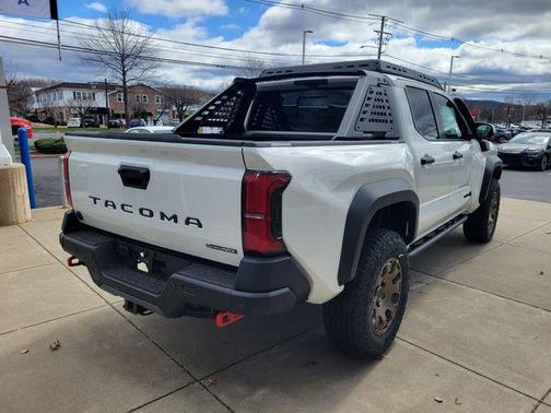 2025 Toyota Tacoma Hybrid Trailhunter