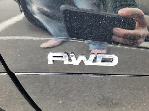 2025 Toyota Highlander Hybrid Platinum