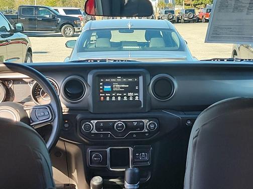 2022 Jeep Wrangler Sport S