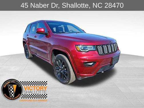 2022 Jeep Grand Cherokee Laredo