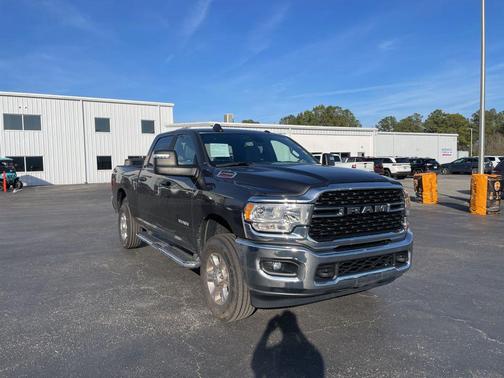 2024 RAM 2500 Big Horn Crew Cab 4x4 6'4' Box
