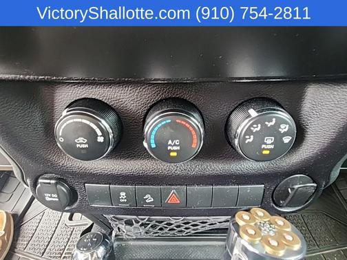 Granite Crystal Metallic Clearcoat 2016 Jeep Wrangler Unlimited Sport