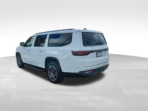 2024 Jeep Wagoneer L Series II 4x2