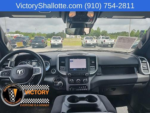 Bright White Clearcoat 2022 RAM 1500 Big Horn/Lone Star
