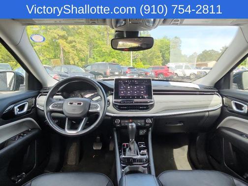 Diamond Black Crystal Pearlcoat 2022 Jeep Compass Limited
