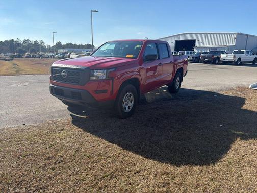 2022 Nissan Frontier S