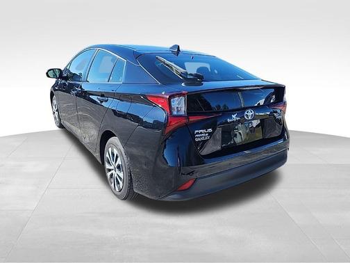 2020 Toyota Prius LE