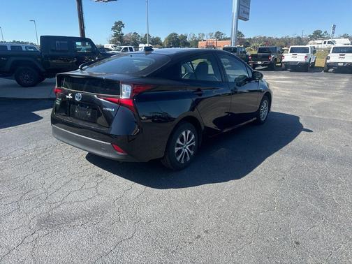 2020 Toyota Prius LE