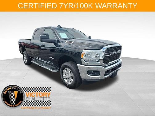 Diamond Black Crystal Pearlcoat 2024 RAM 2500 Big Horn Crew Cab 4x4 6'4' Box