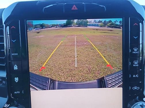 Bright White Clear-Coat Exterior Paint 2026 RAM 2500 Tradesman Crew Cab 4x4 6'4' Box