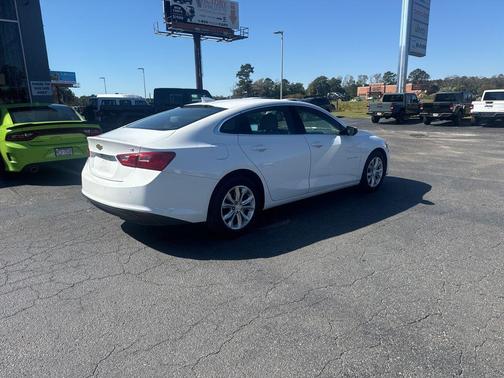 2024 Chevrolet Malibu FWD 1LT