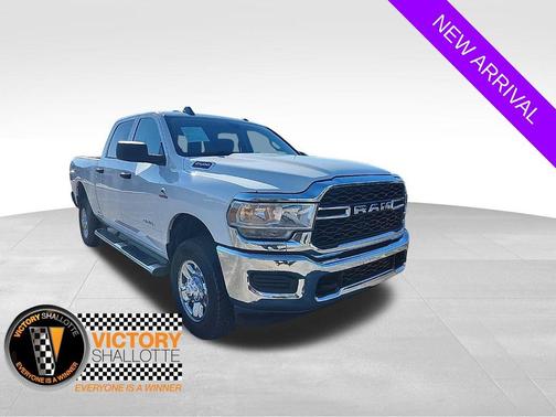 2019 RAM 2500 Tradesman Crew Cab 4x4 6'4' Box