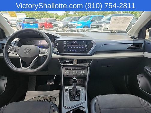 Platinum Gray Metallic 2022 Volkswagen Taos 1.5T SE