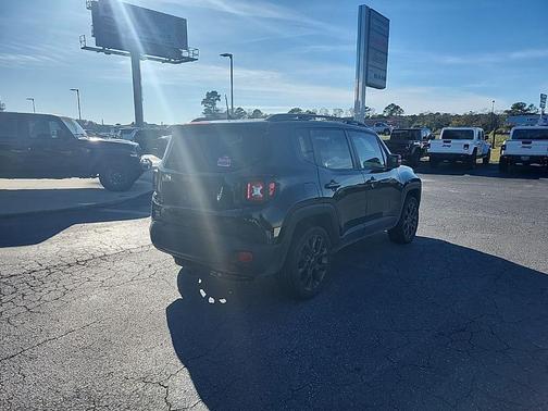 2023 Jeep Renegade (RED) Edition 4x4