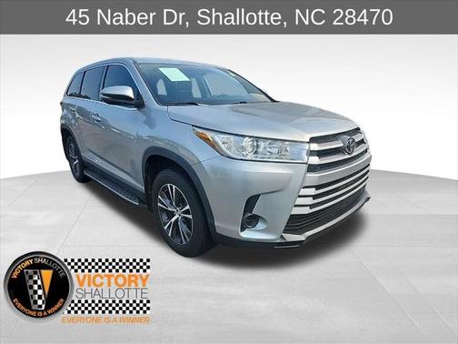 2019 Toyota Highlander LE