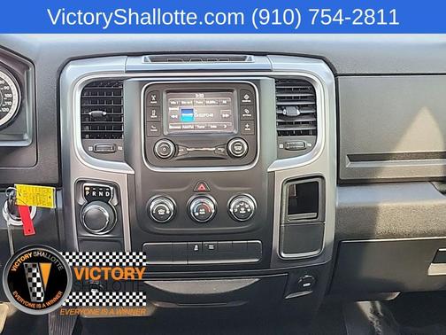 Bright White Clearcoat 2022 RAM 1500 Classic SLT