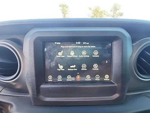 2022 Jeep Gladiator Willys 4x4