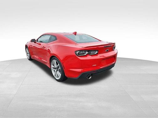 2022 Chevrolet Camaro 2LT