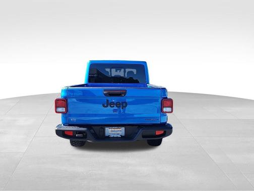 2025 Jeep Gladiator High Tide