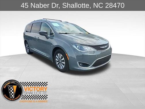 2020 Chrysler Pacifica Touring-L Plus
