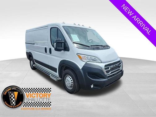 Bright White Clearcoat 2025 RAM ProMaster 2500 Tradesman