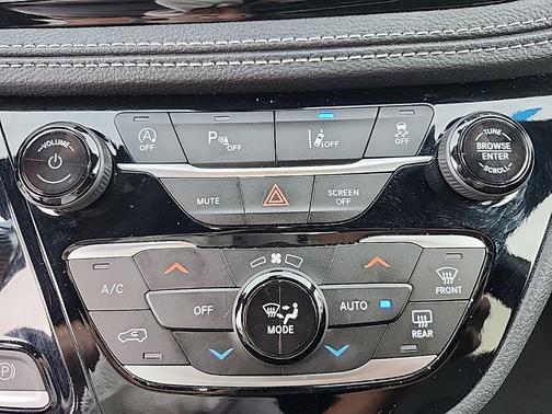 2025 Chrysler Pacifica L