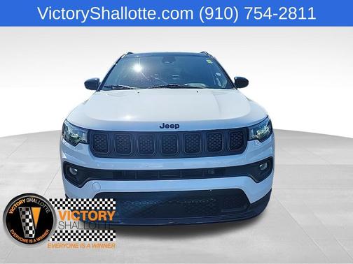 Bright White Clearcoat 2023 Jeep Compass Latitude