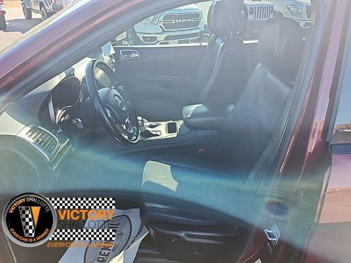 2022 Jeep Grand Cherokee Laredo