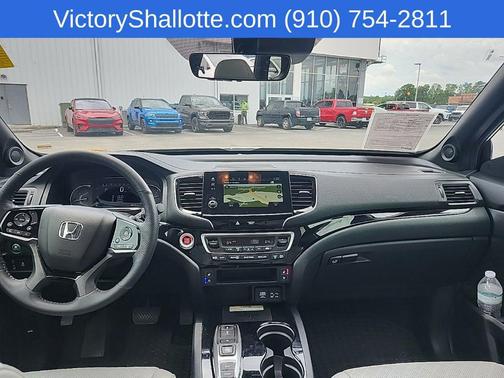 Platinum White Pearl 2023 Honda Passport AWD Elite