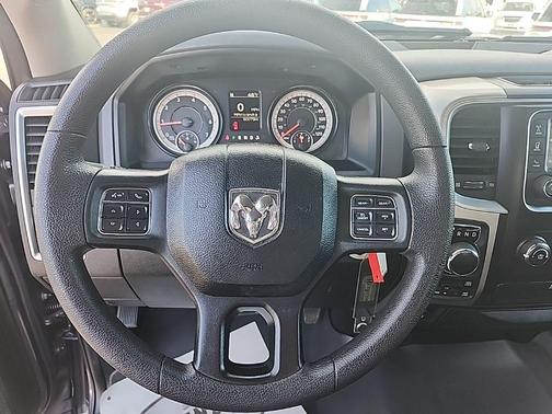 2020 RAM 1500 Classic Warlock Crew Cab 4x4 5'7' Box