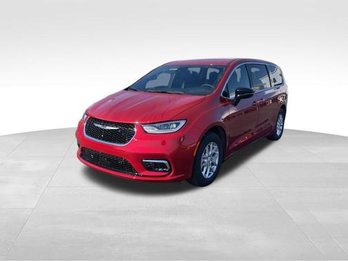 Red Hot Pearl-Coat Exterior Paint 2026 Chrysler Pacifica L