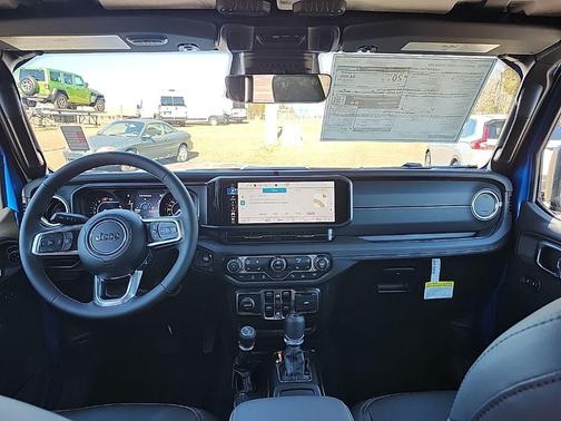 2026 Jeep Wrangler 4-Door Sahara 4x4