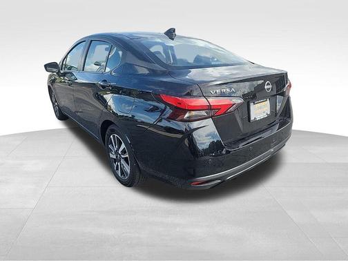 2024 Nissan Versa 1.6 SV