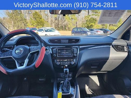 2020 Nissan Rogue Sport SV