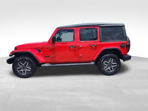 2025 Jeep Wrangler 4-Door Sahara 4x4